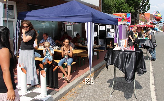 Schach auf dem Jahrmarkt Wilster